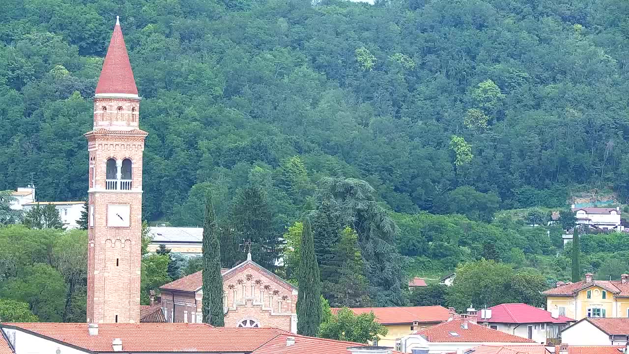 Prekrasan panoramski pogled na Šempeter pri Gorici