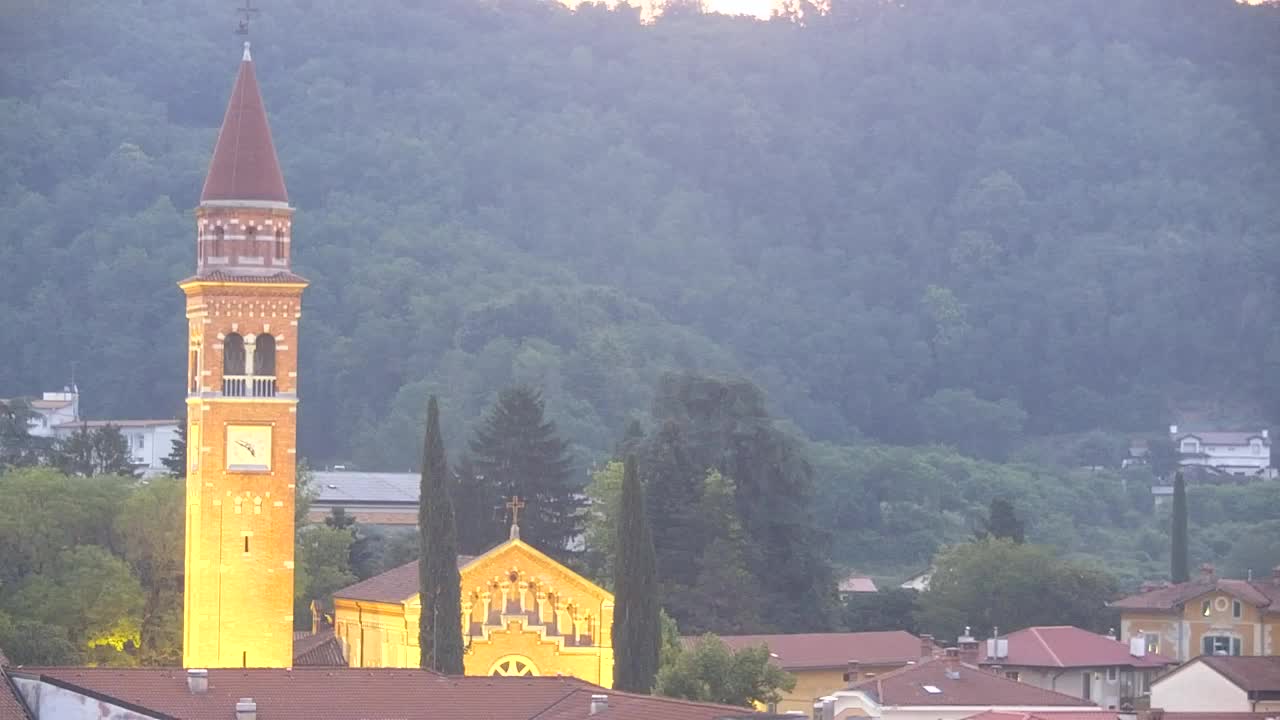 Panorama mozzafiato di Šempeter pri Gorici