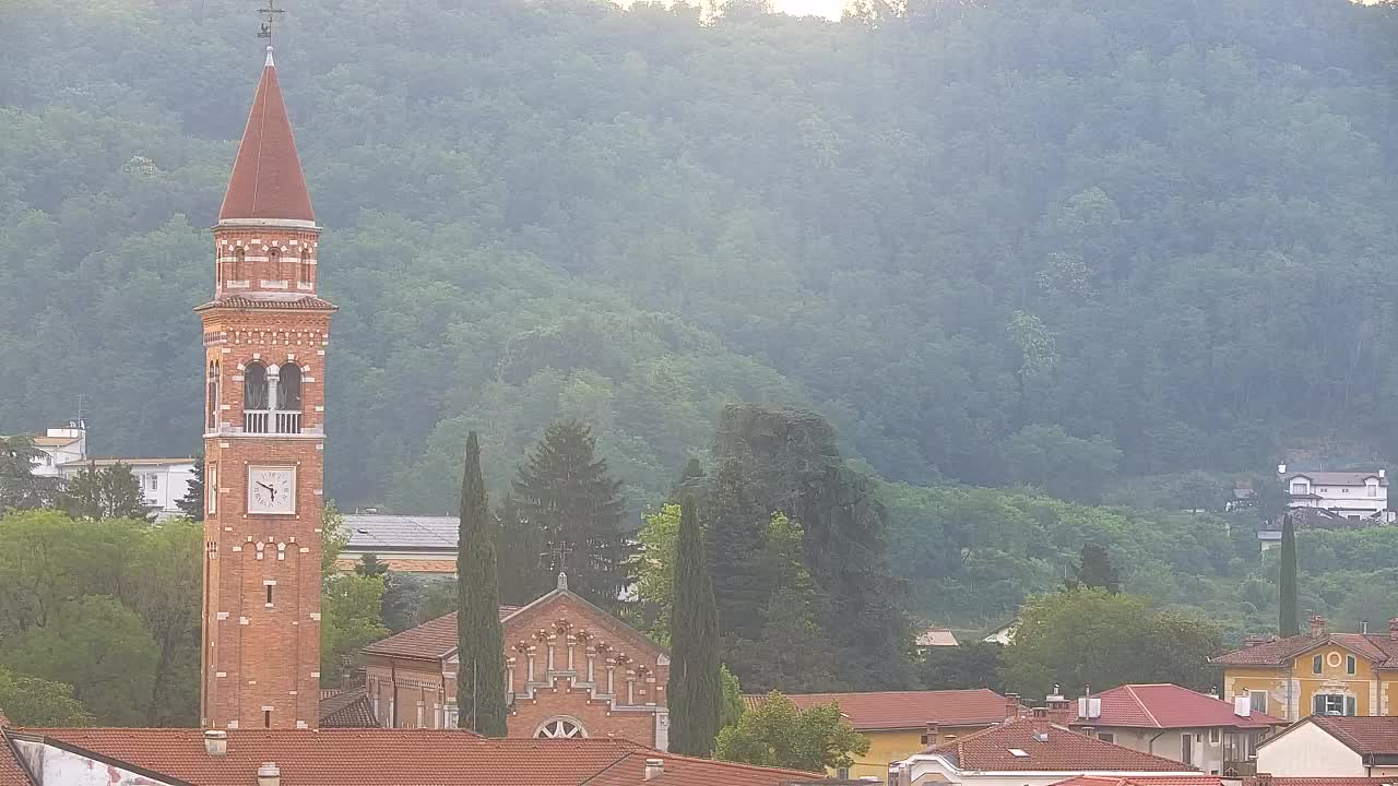 Panorama mozzafiato di Šempeter pri Gorici