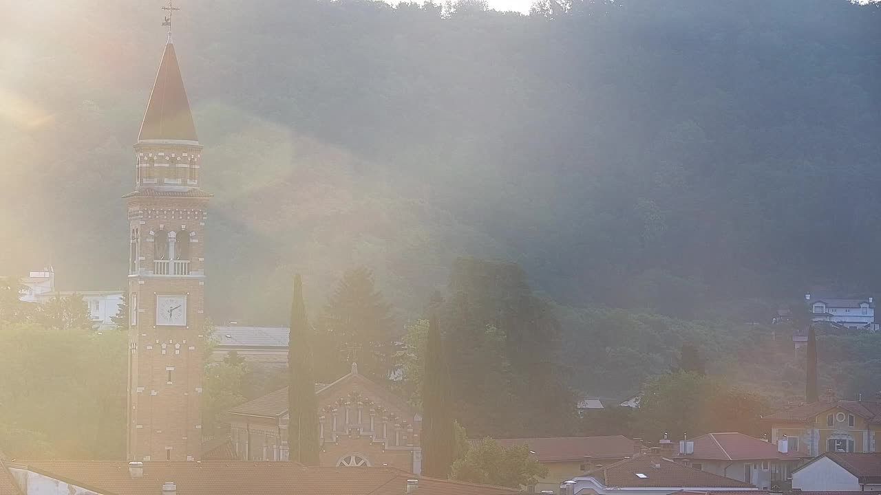 Prekrasan panoramski pogled na Šempeter pri Gorici