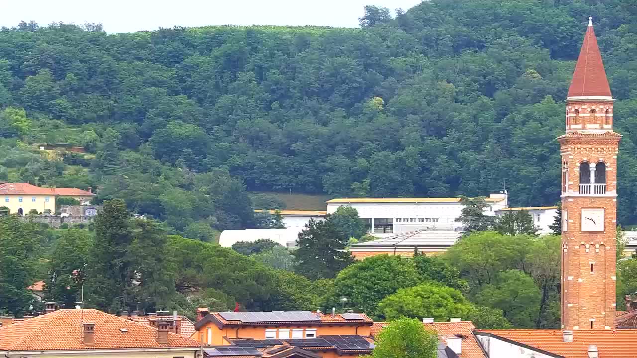 Čudovit panoramski pogled na Šempeter pri Gorici
