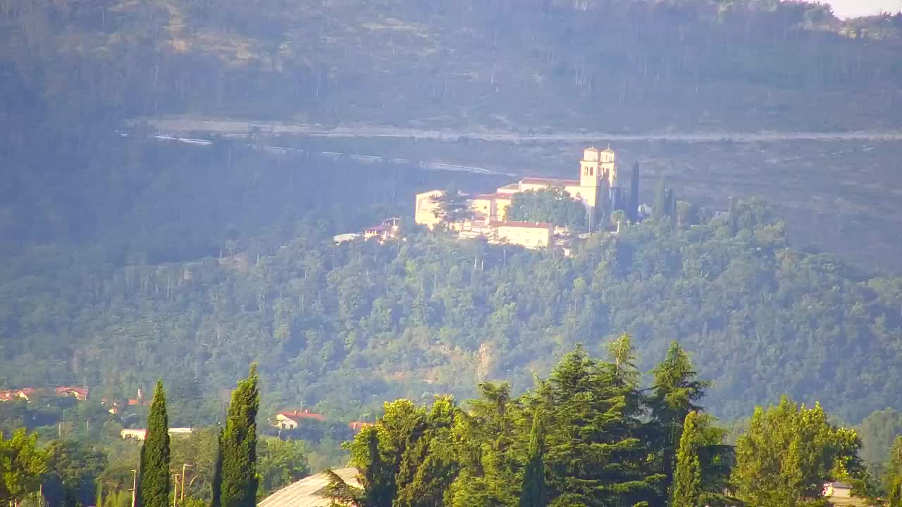 Prekrasan panoramski pogled na Šempeter pri Gorici