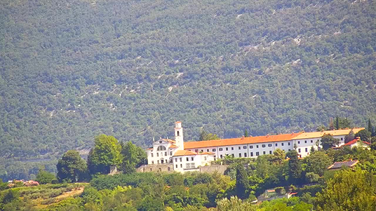 Čudovit panoramski pogled na Šempeter pri Gorici