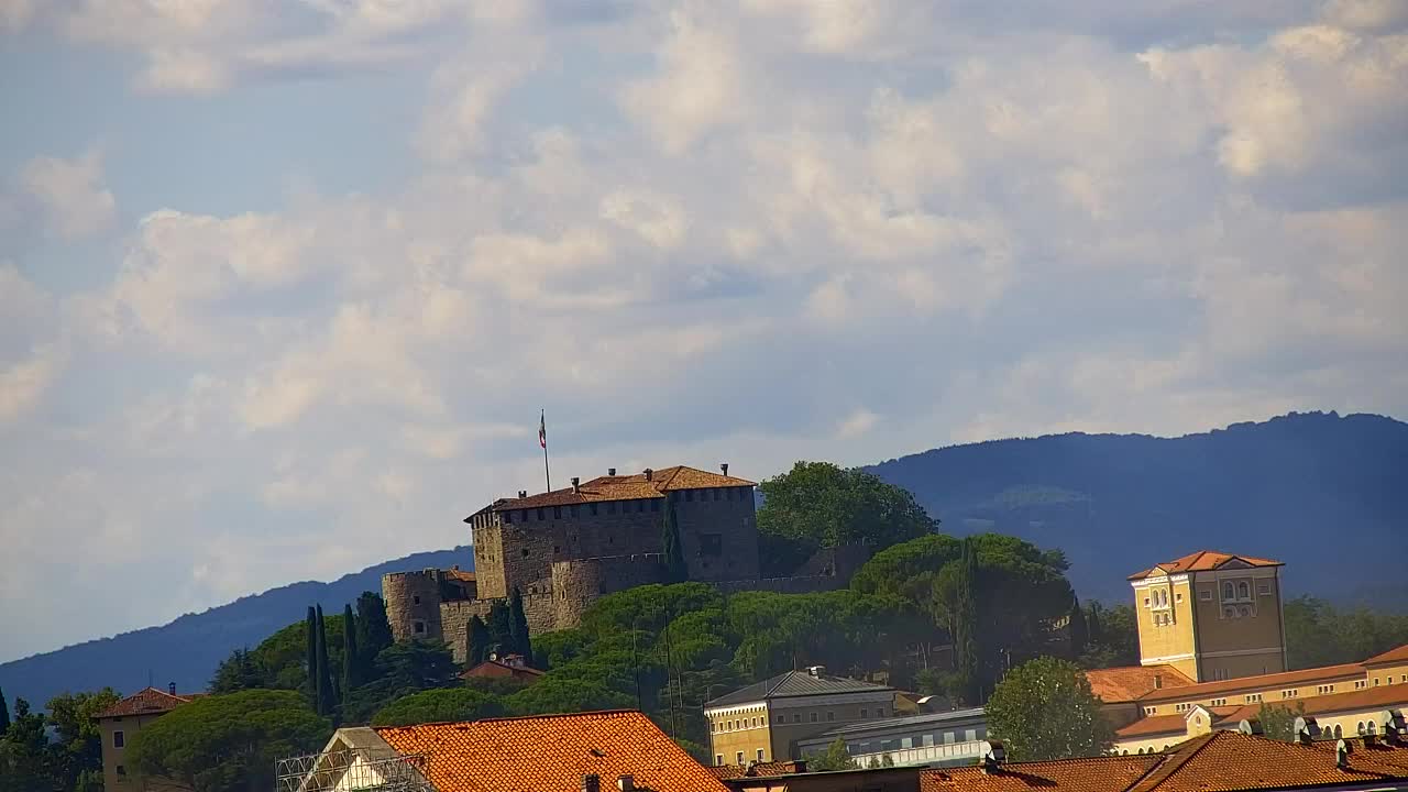 Panorama mozzafiato di Šempeter pri Gorici