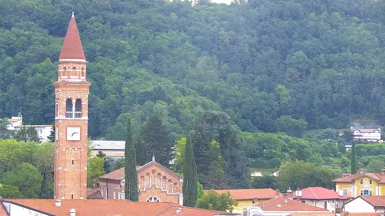 Čudovit panoramski pogled na Šempeter pri Gorici