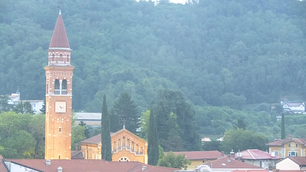 Prekrasan panoramski pogled na Šempeter pri Gorici