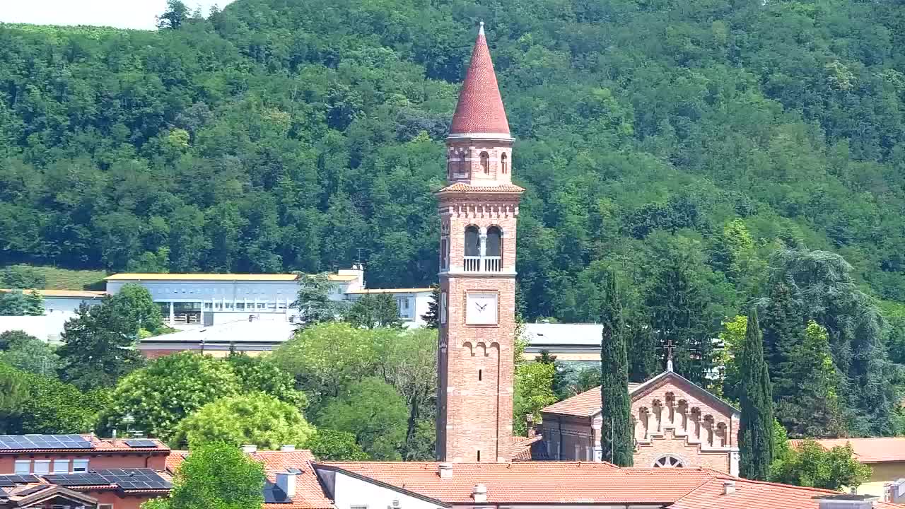 Panorama mozzafiato di Šempeter pri Gorici