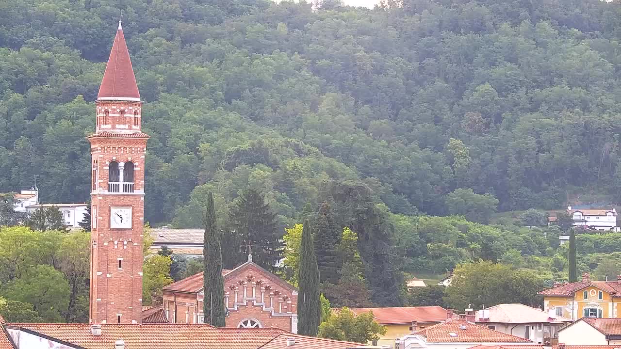 Panorama mozzafiato di Šempeter pri Gorici