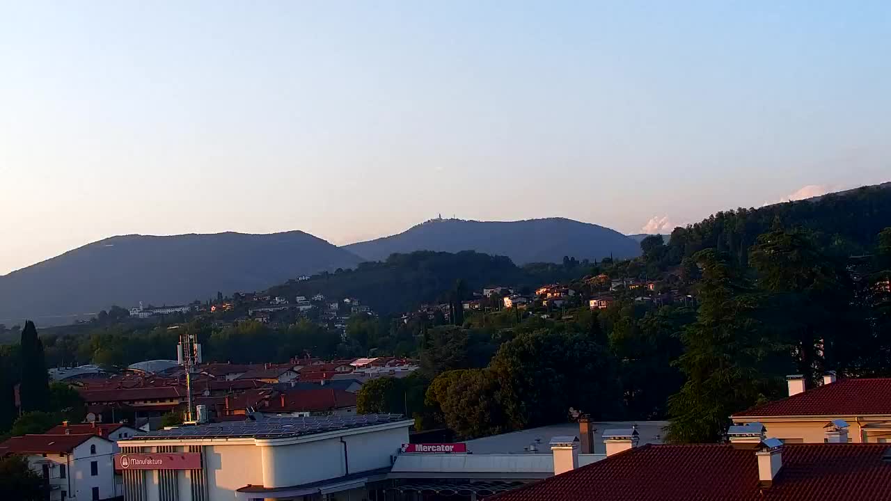 Čudovit panoramski pogled na Šempeter pri Gorici