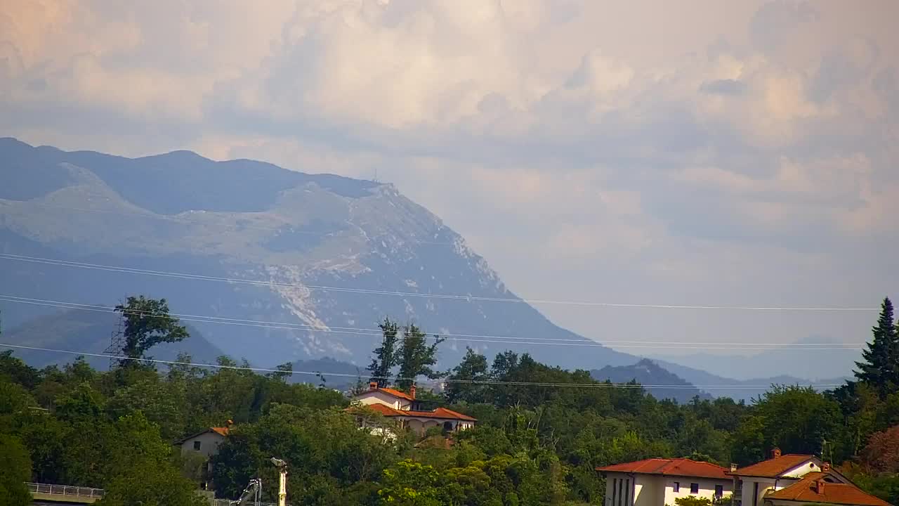 Prekrasan panoramski pogled na Šempeter pri Gorici