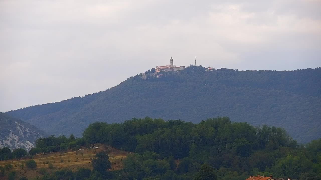 Panorama mozzafiato di Šempeter pri Gorici