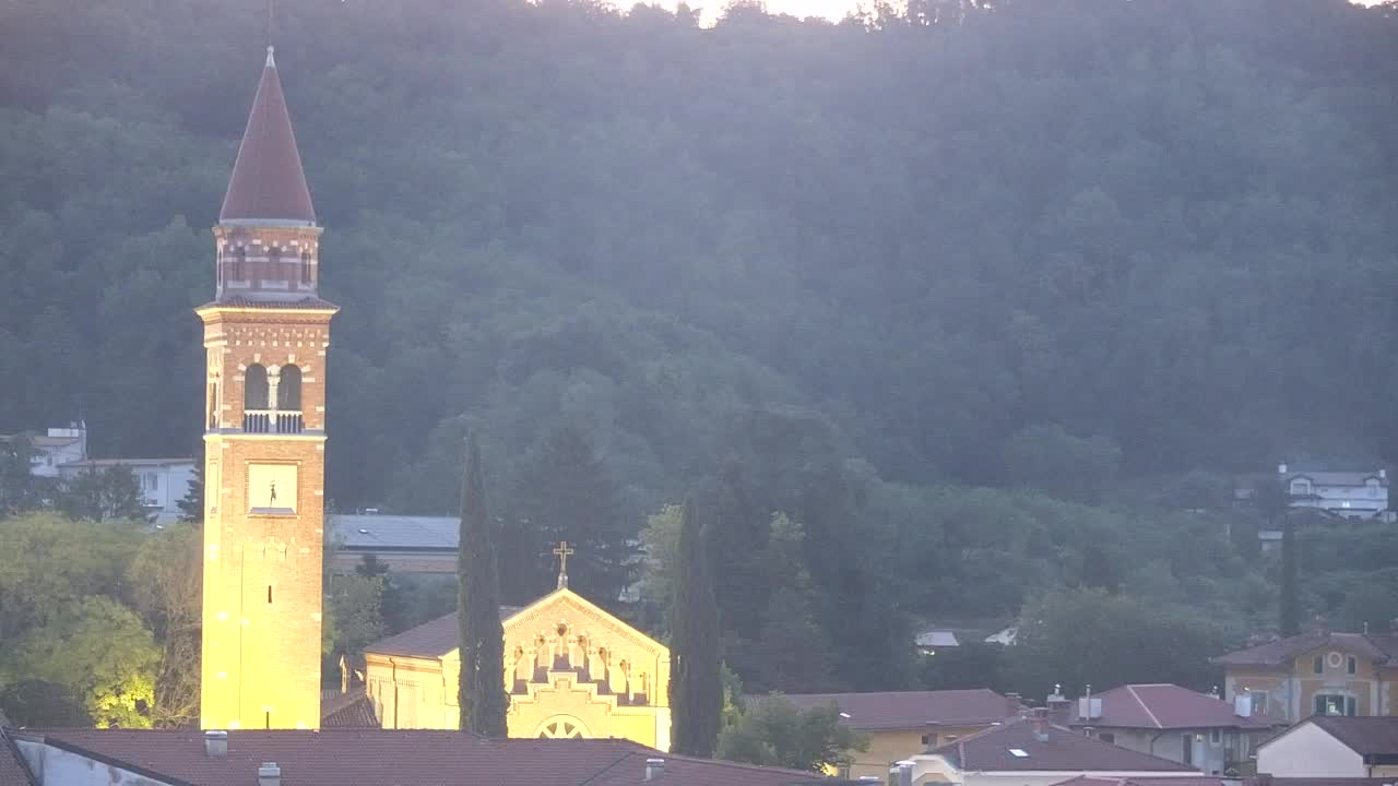 Panorama mozzafiato di Šempeter pri Gorici