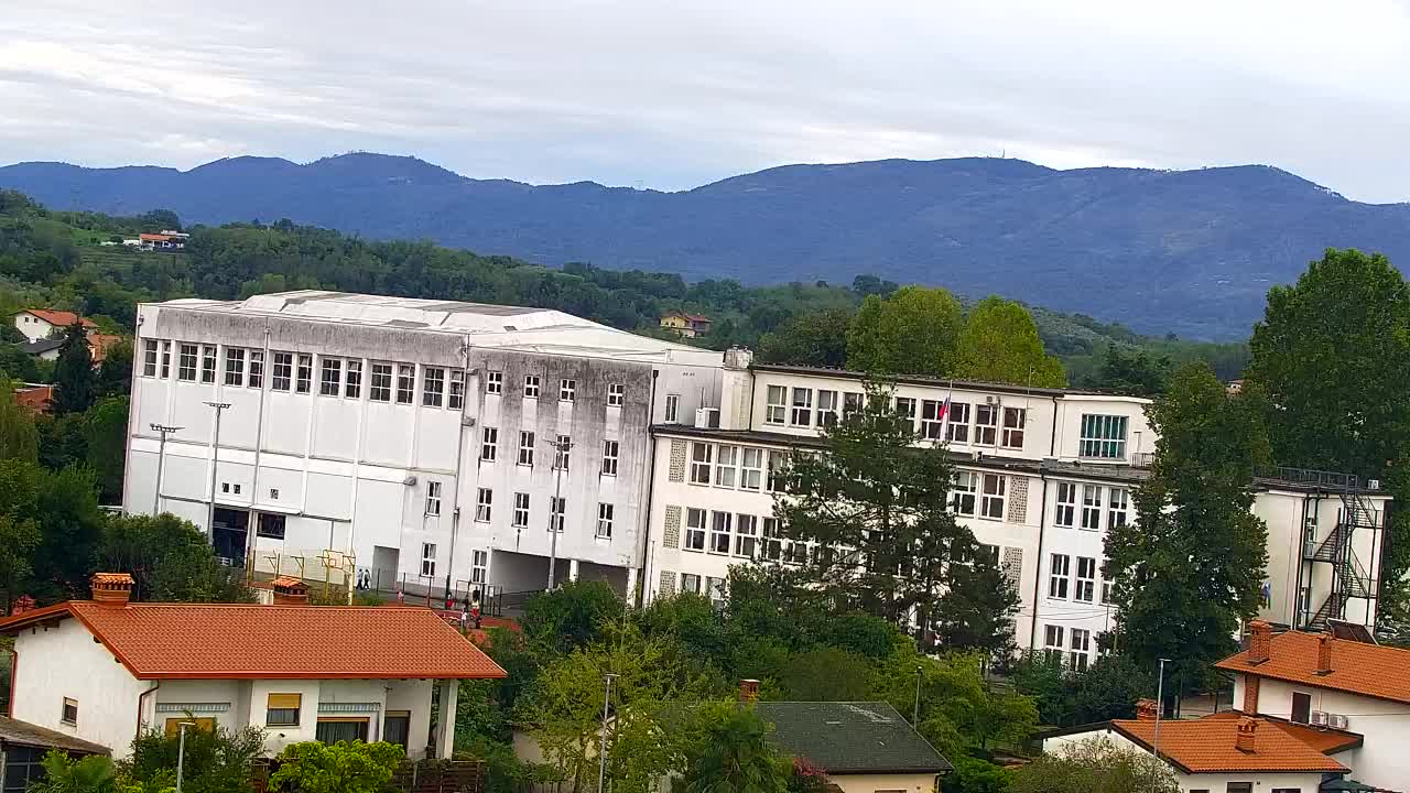 Prekrasan panoramski pogled na Šempeter pri Gorici