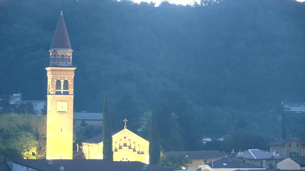 Panorama mozzafiato di Šempeter pri Gorici