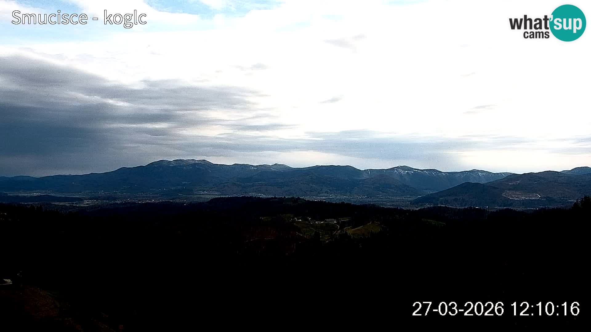 Spletna kamera Šentjošt smučišče – Pogled v živo na zgornji del proge