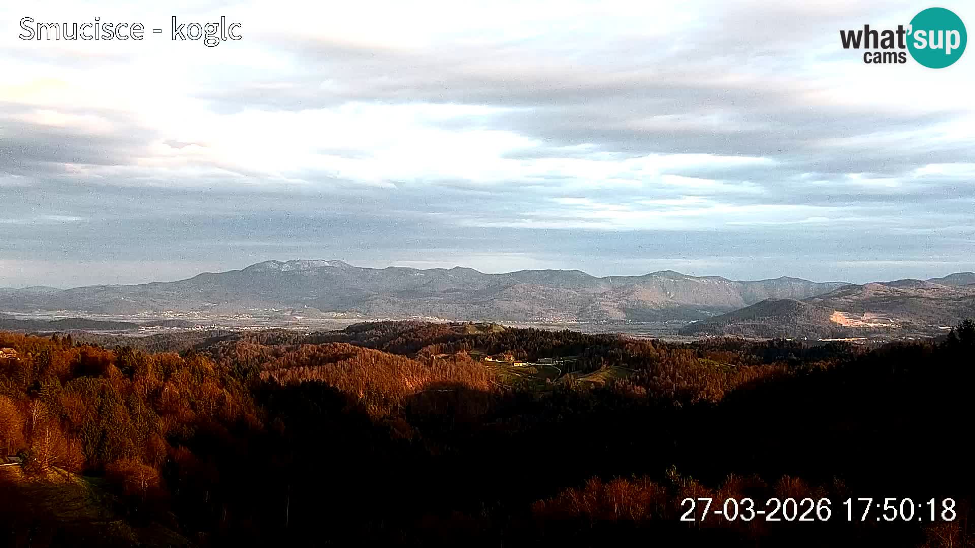Spletna kamera Šentjošt smučišče – Pogled v živo na zgornji del proge