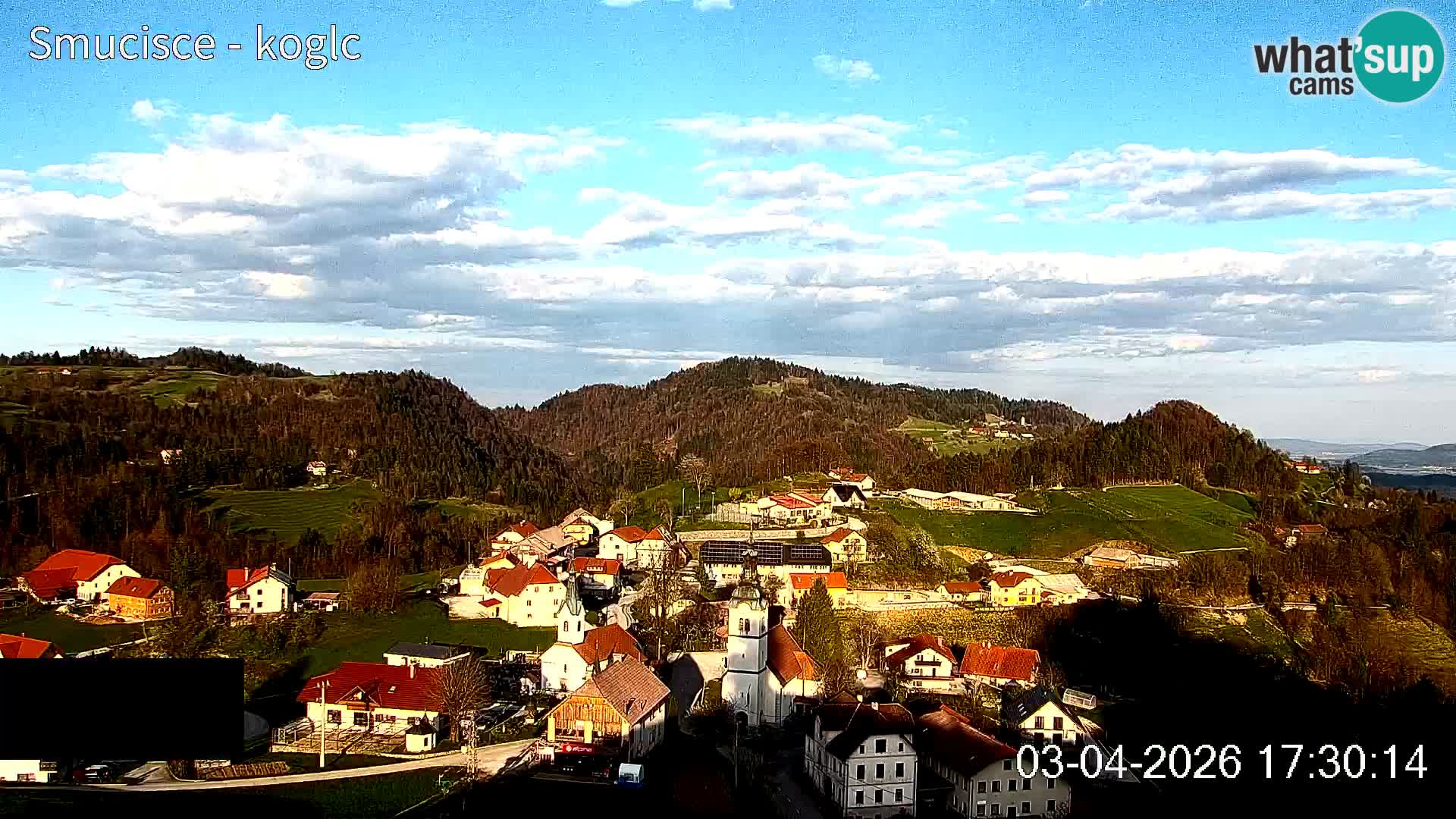 Spletna kamera Šentjošt smučišče – Pogled v živo na zgornji del proge