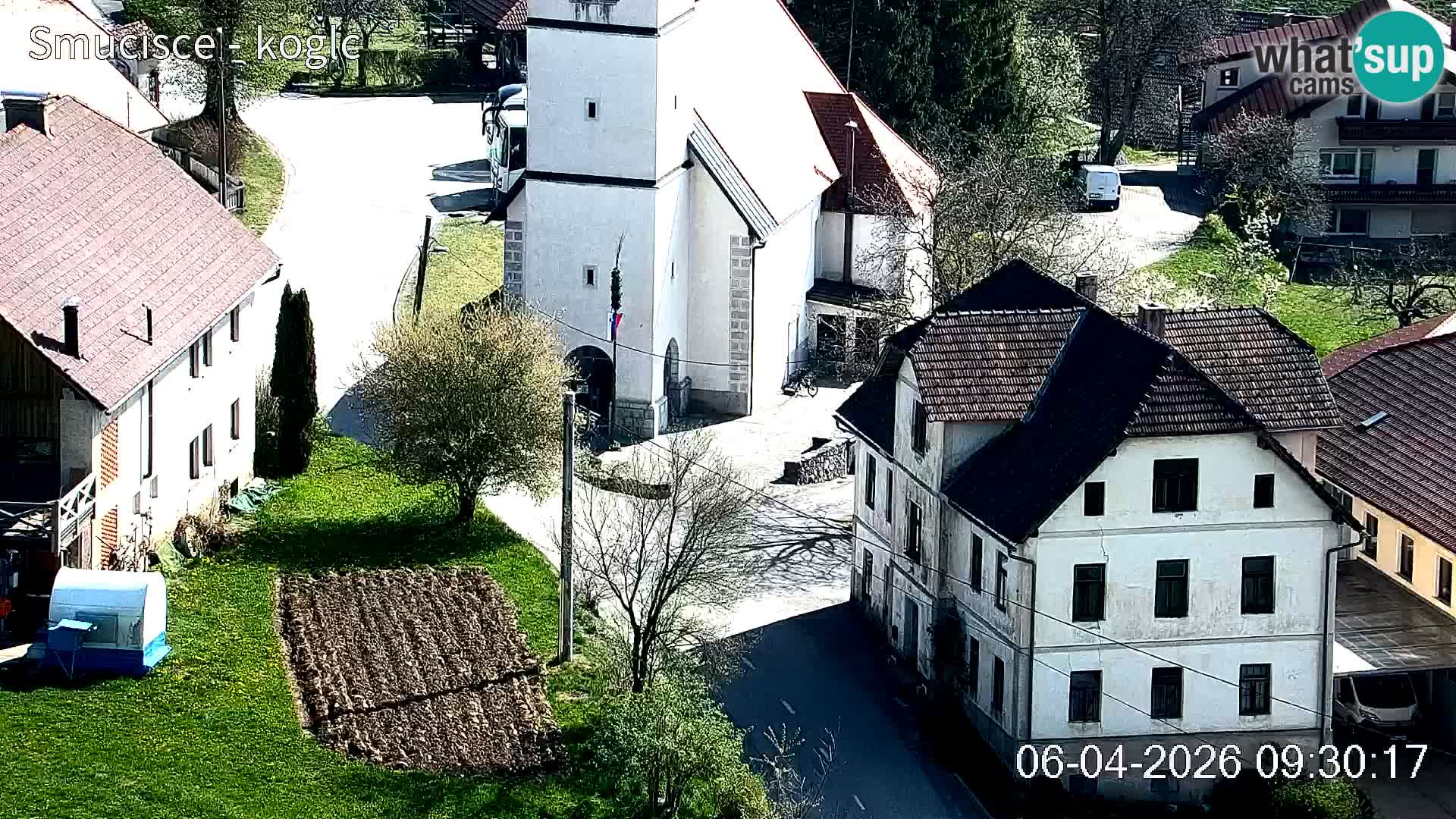 Spletna kamera Šentjošt smučišče – Pogled v živo na zgornji del proge