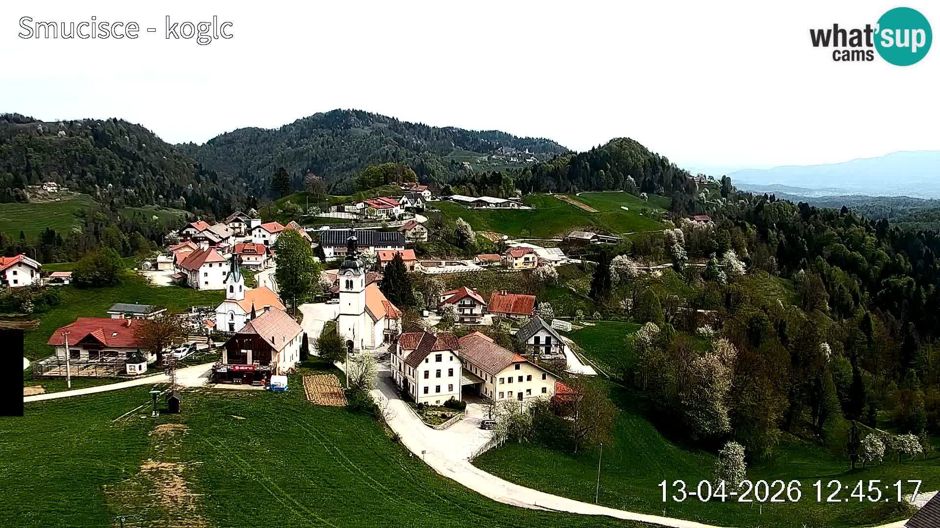 Spletna kamera Šentjošt smučišče – Pogled v živo na zgornji del proge