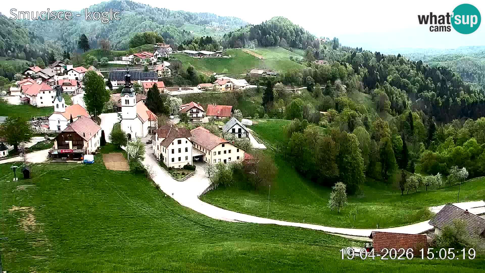 Spletna kamera Šentjošt smučišče – Pogled v živo na zgornji del proge