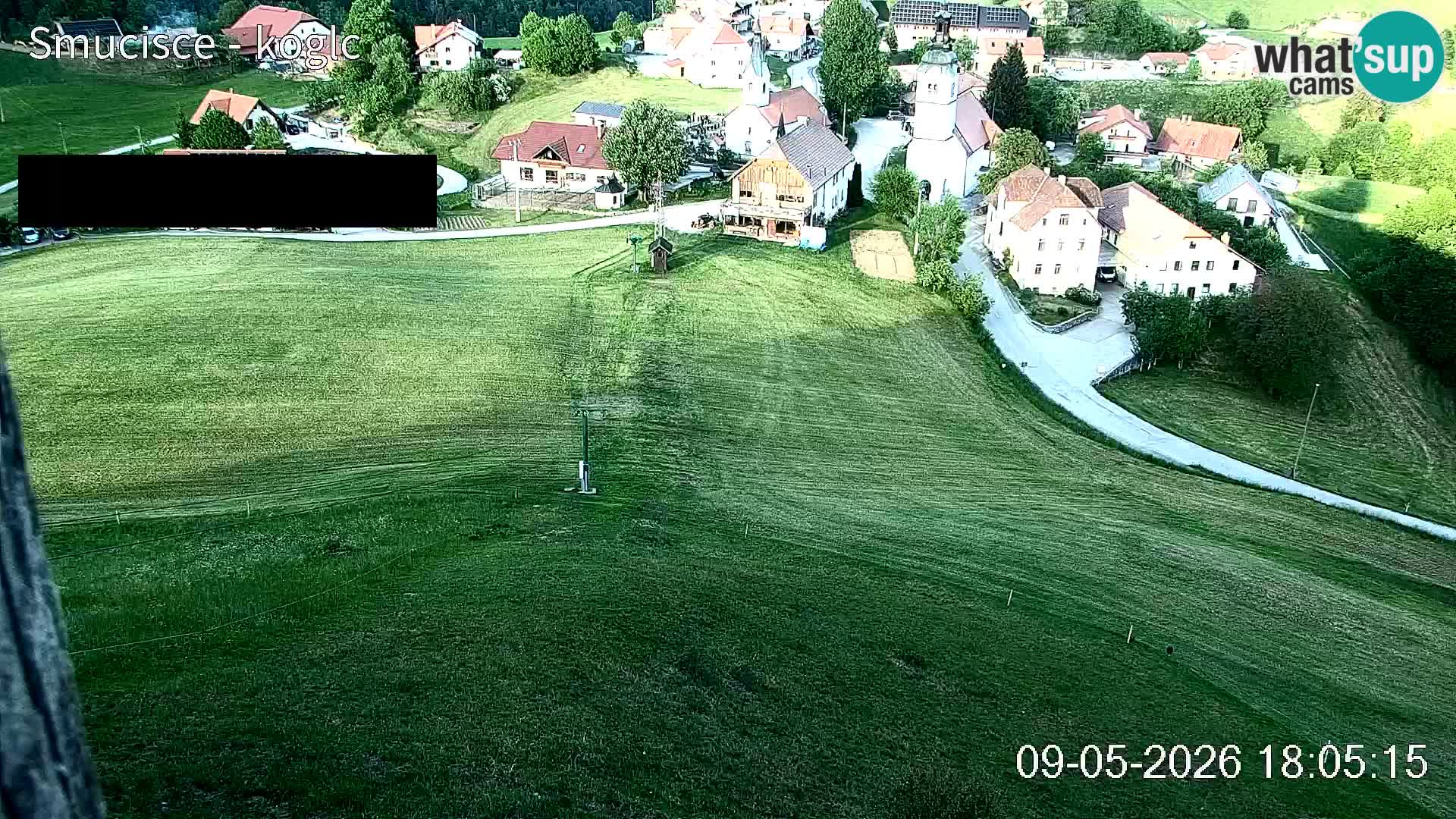 Spletna kamera Šentjošt smučišče – Pogled v živo na zgornji del proge