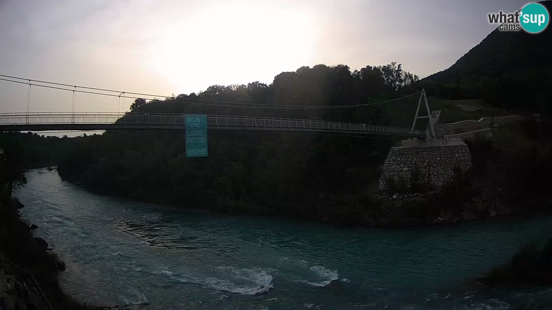 Puente peatonal Soča camera en vivo Solkan