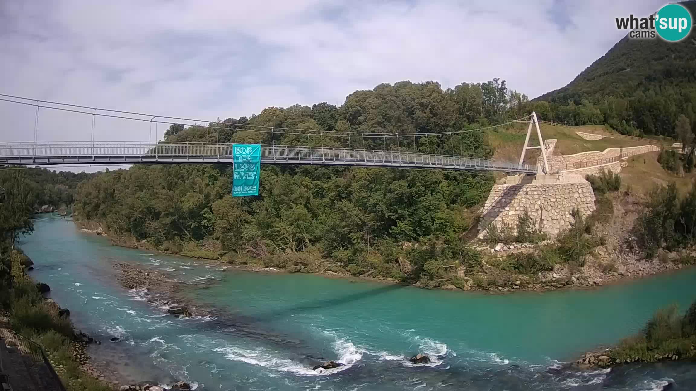 Puente peatonal Soča camera en vivo Solkan