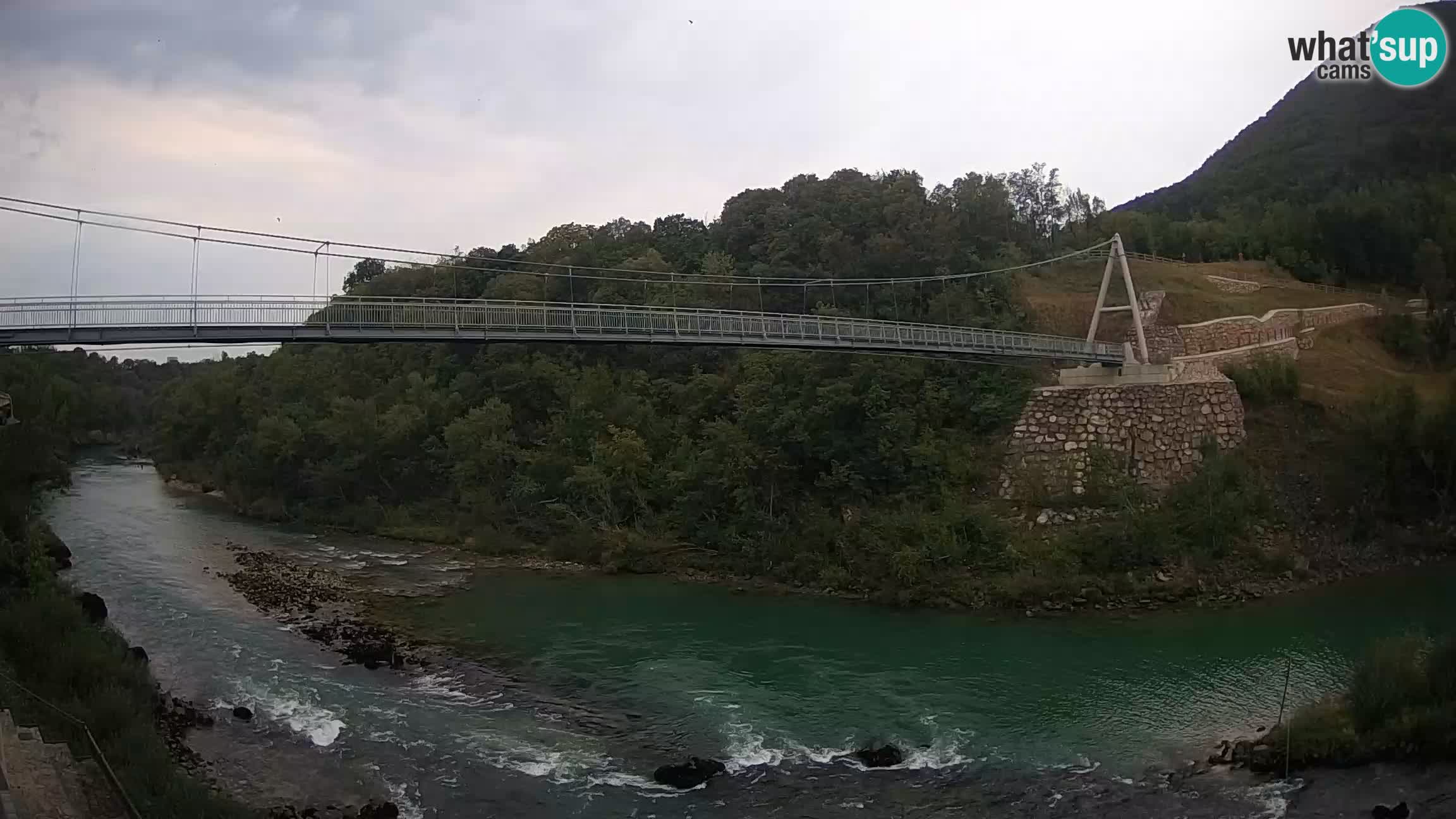 Puente peatonal Soča camera en vivo Solkan