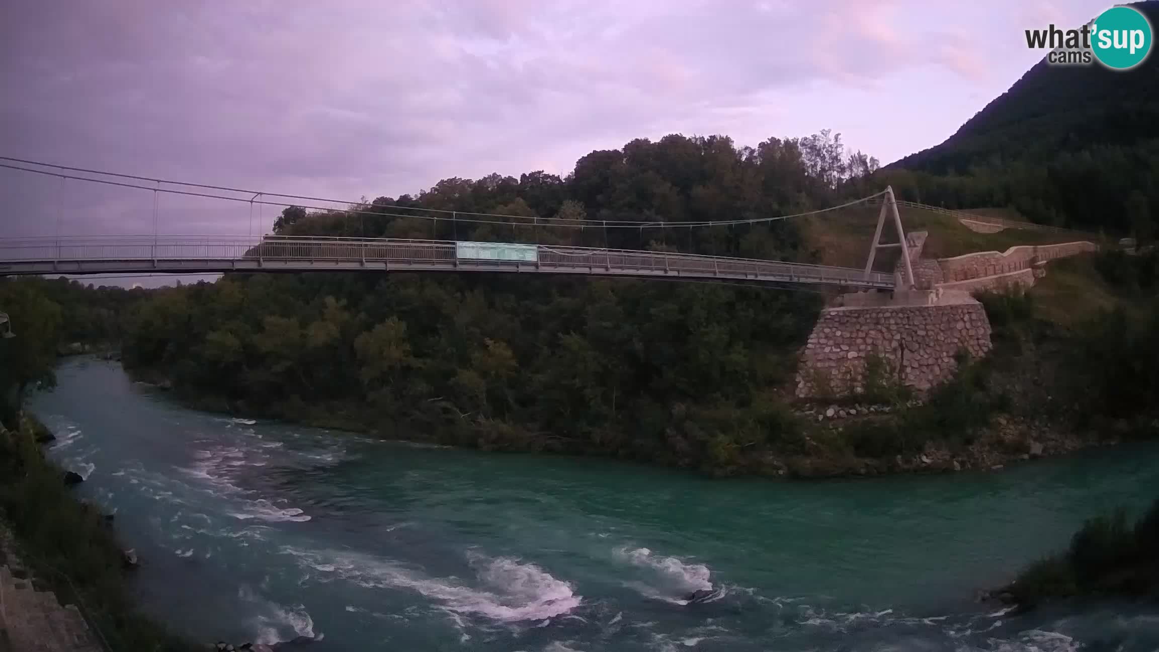 Passerelle sur la rivière Soča livecam Solkan