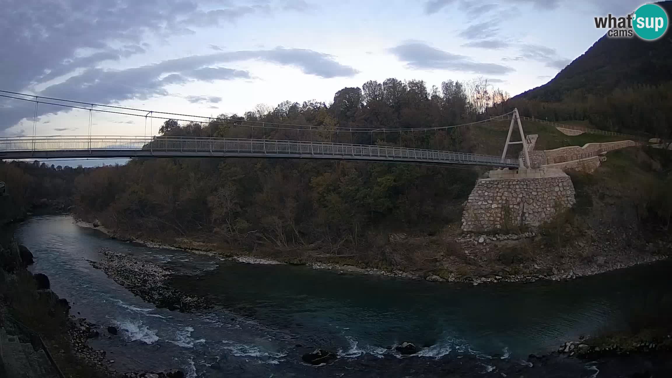 Puente peatonal Soča camera en vivo Solkan