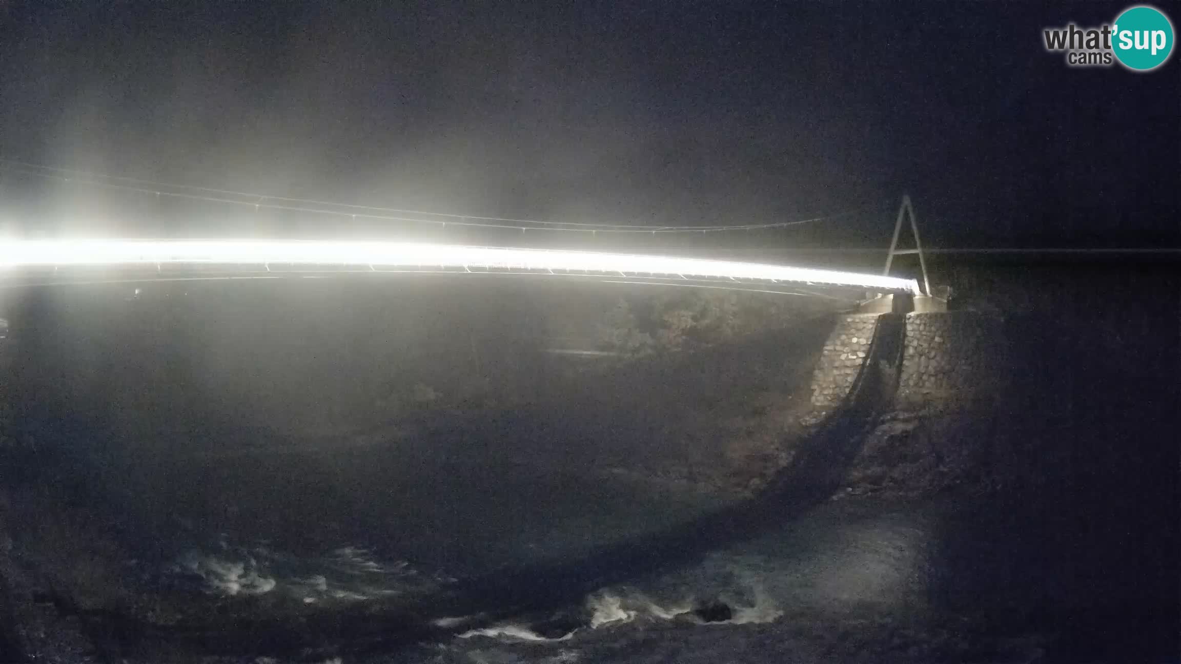 Fußgängerbrücke auf der Soča fluss Webcam Solkan