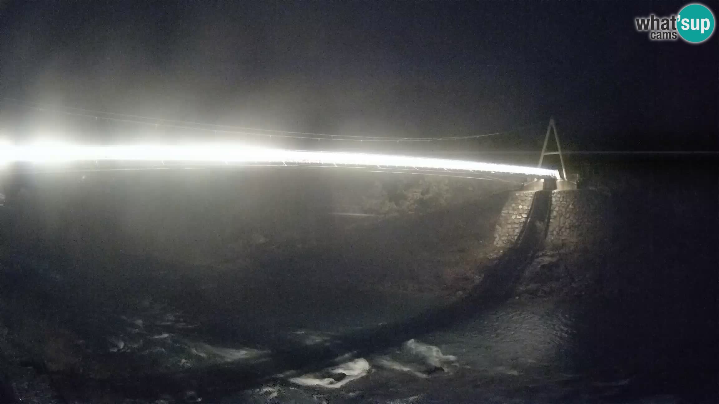 Fußgängerbrücke auf der Soča fluss Webcam Solkan