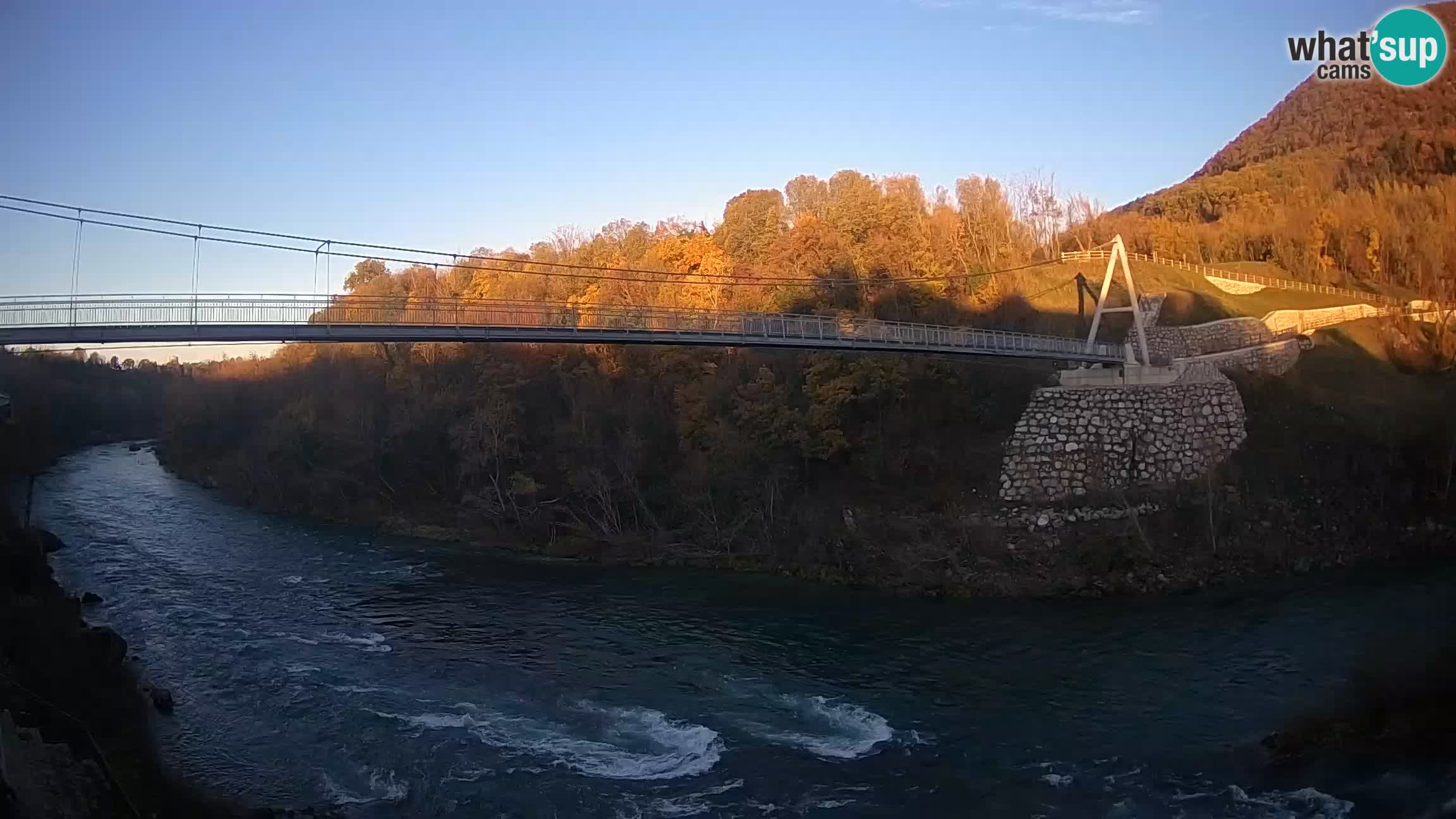 Passerella sul fiume Isonzo webcam Salcano