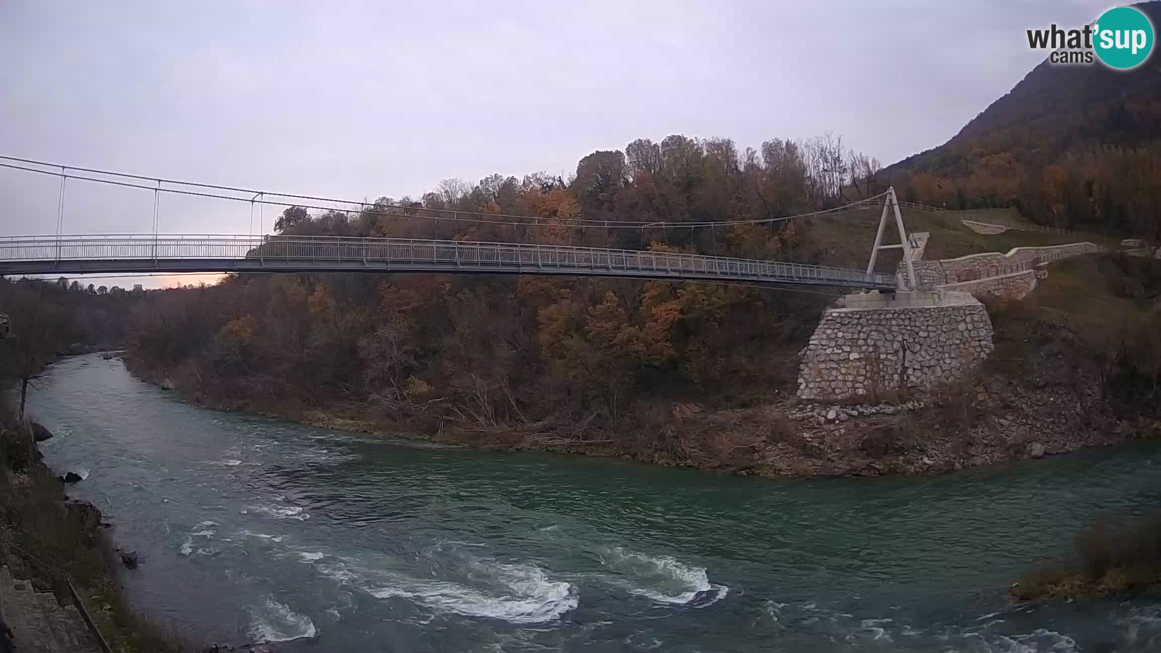 Puente peatonal Soča camera en vivo Solkan