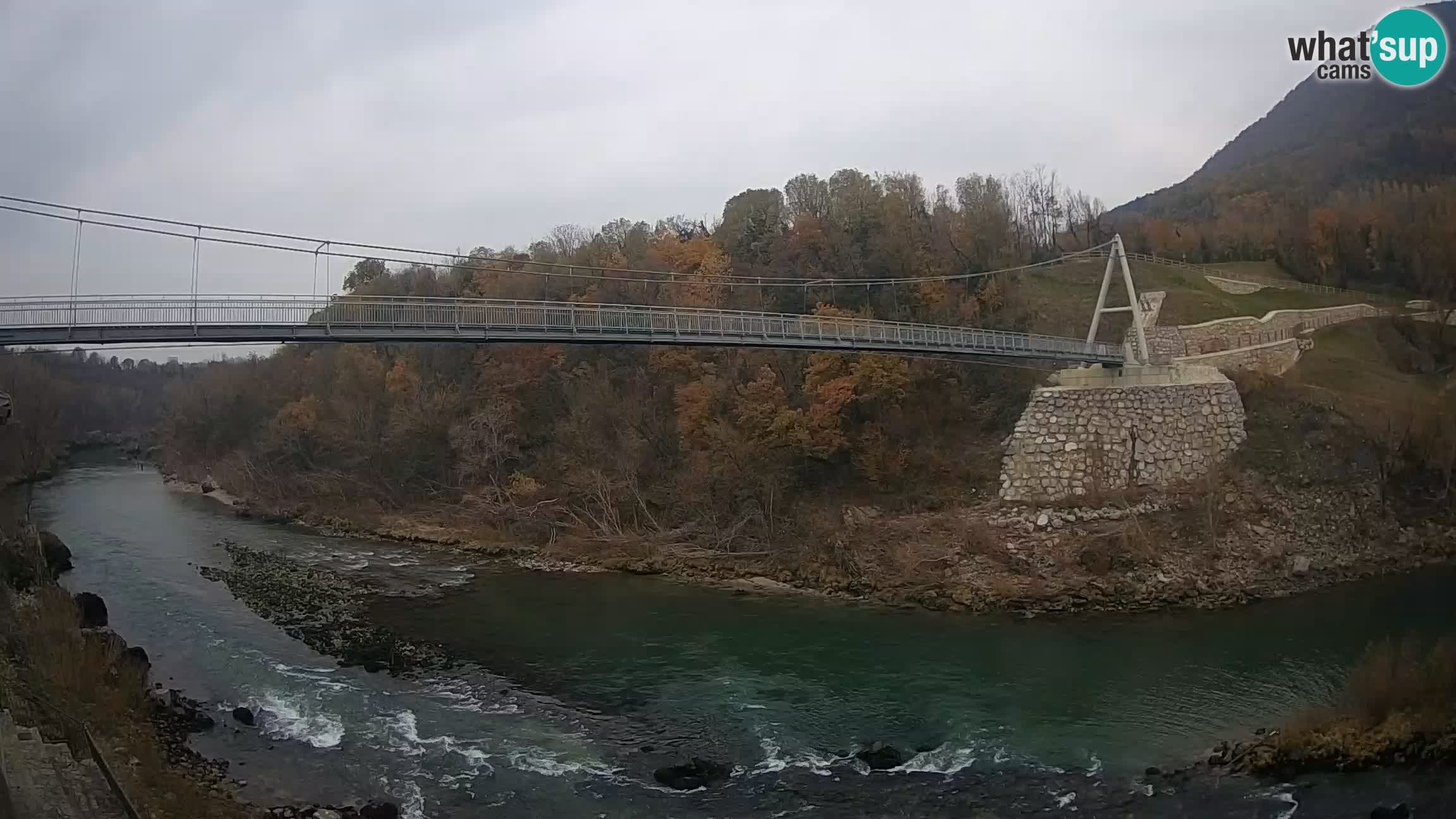 Passerella sul fiume Isonzo webcam Salcano