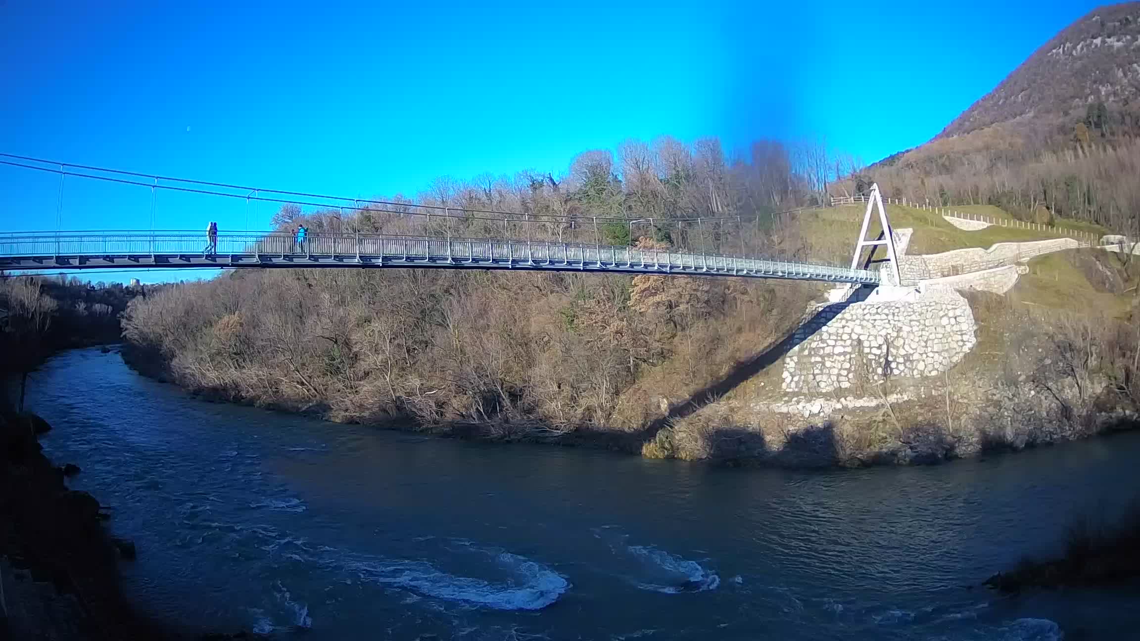 Passerella sul fiume Isonzo webcam Salcano