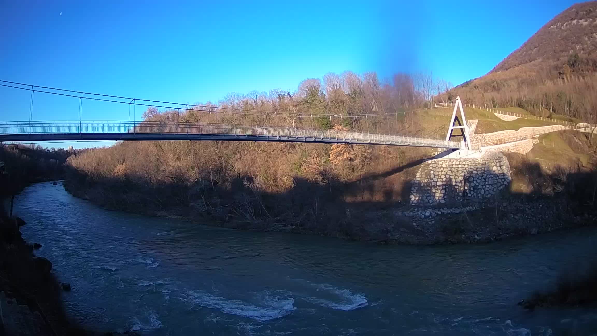 Puente peatonal Soča camera en vivo Solkan