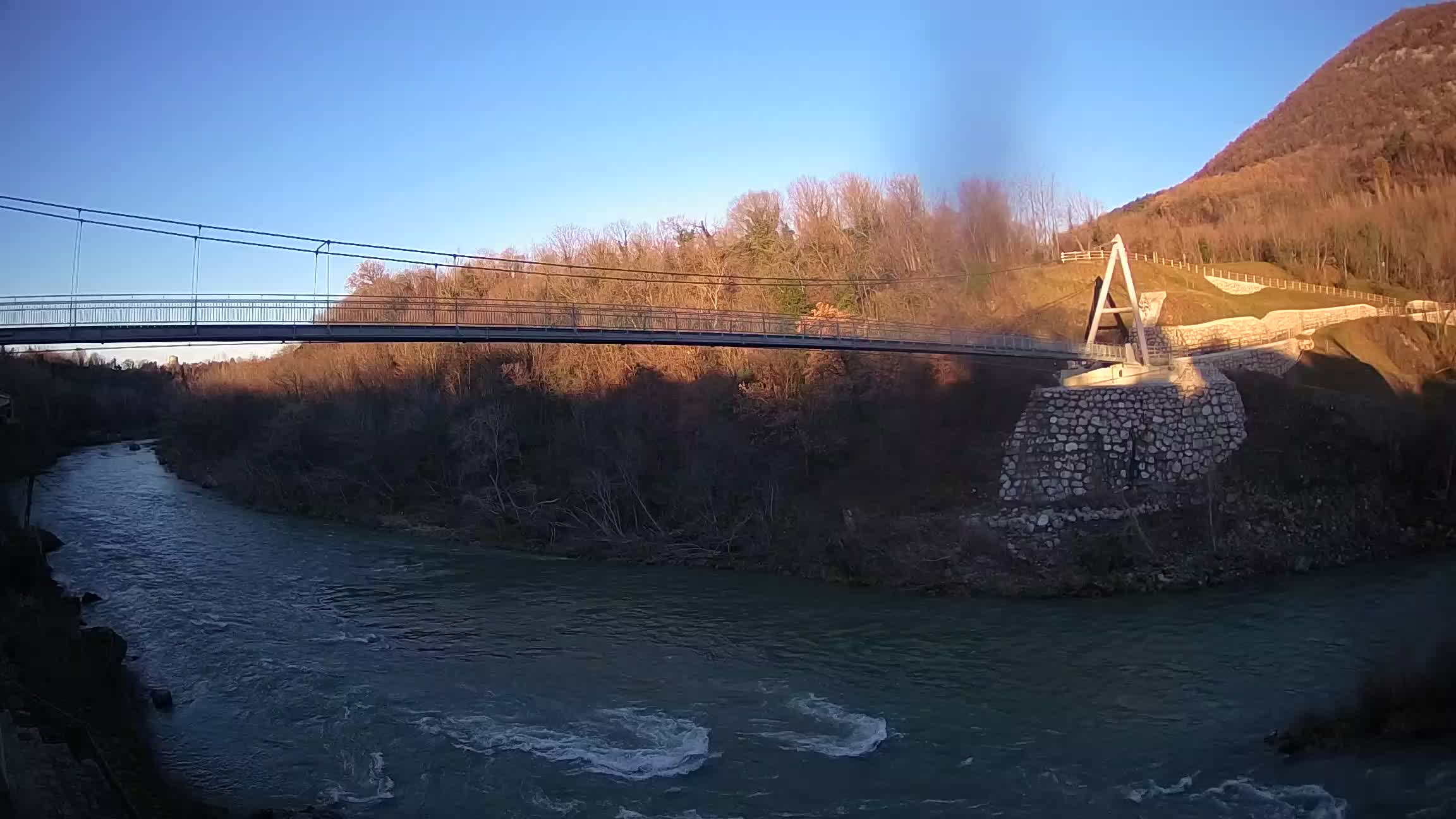 Passerelle sur la rivière Soča livecam Solkan