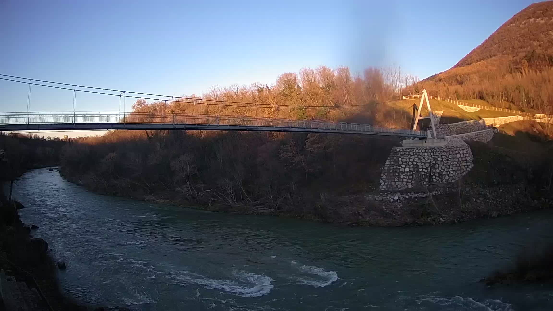 Passerelle sur la rivière Soča livecam Solkan