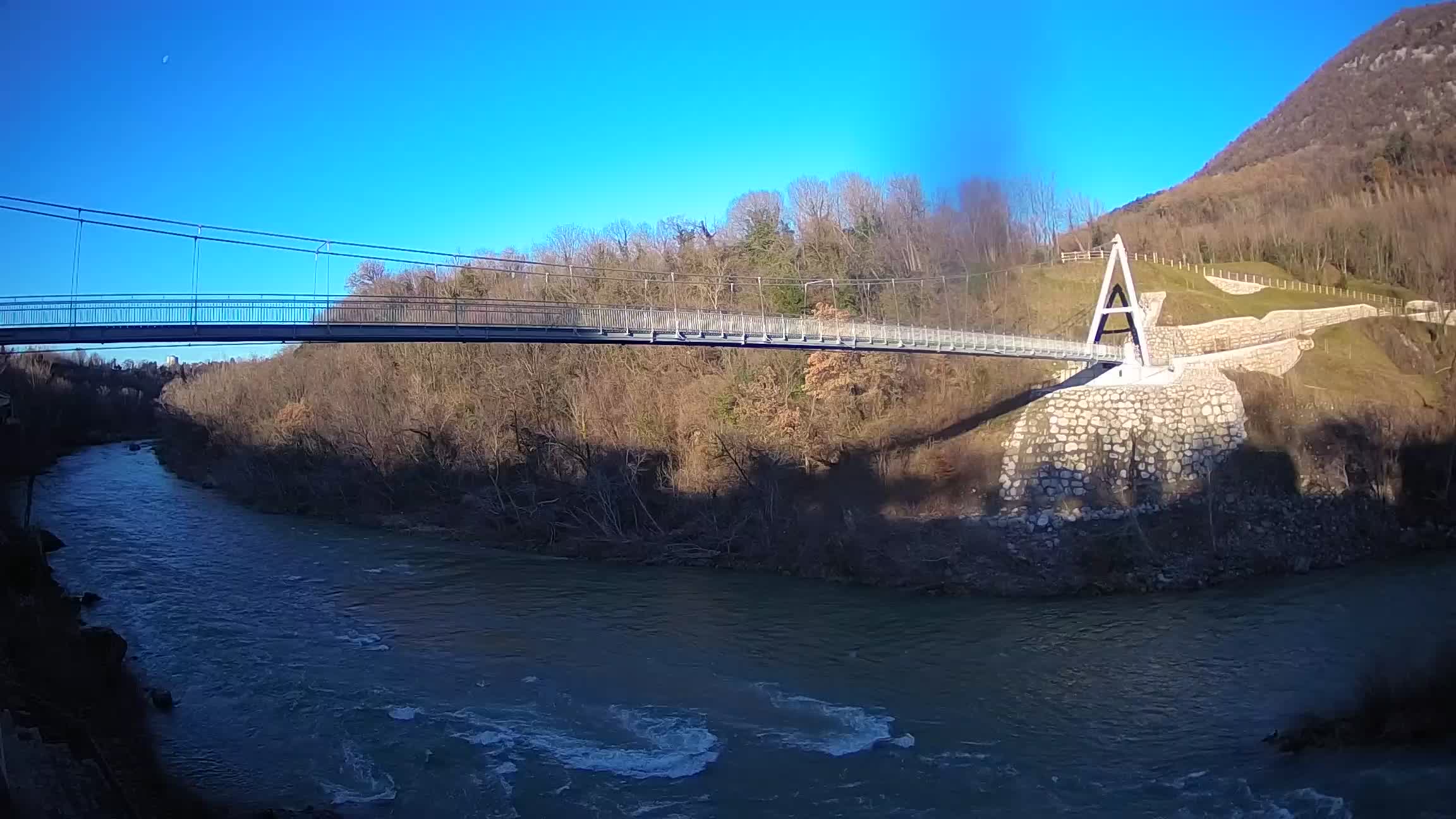 Puente peatonal Soča camera en vivo Solkan