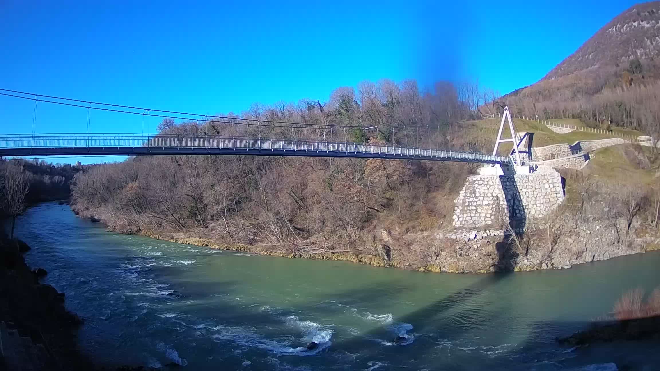 Puente peatonal Soča camera en vivo Solkan