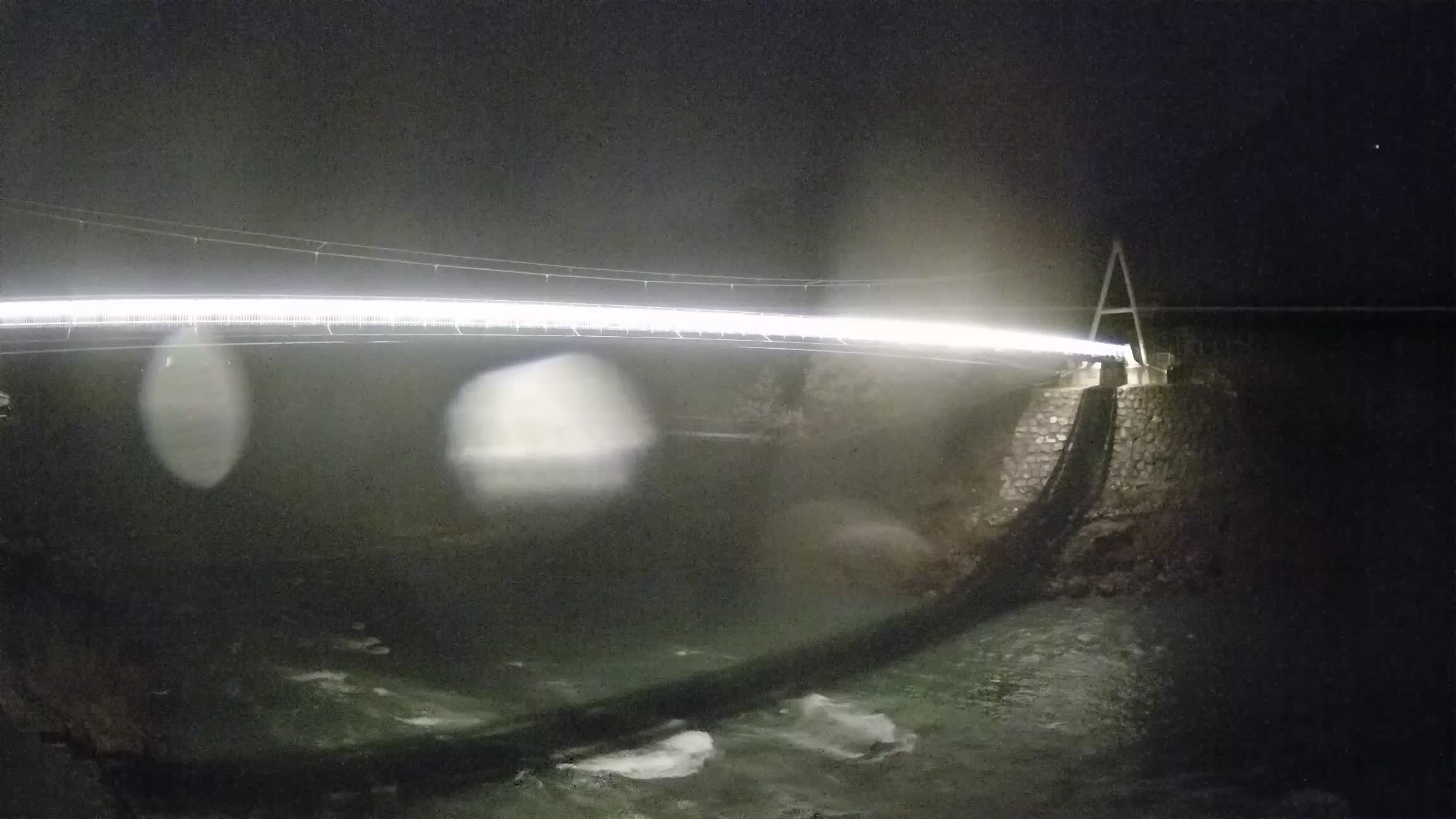 Puente peatonal Soča camera en vivo Solkan