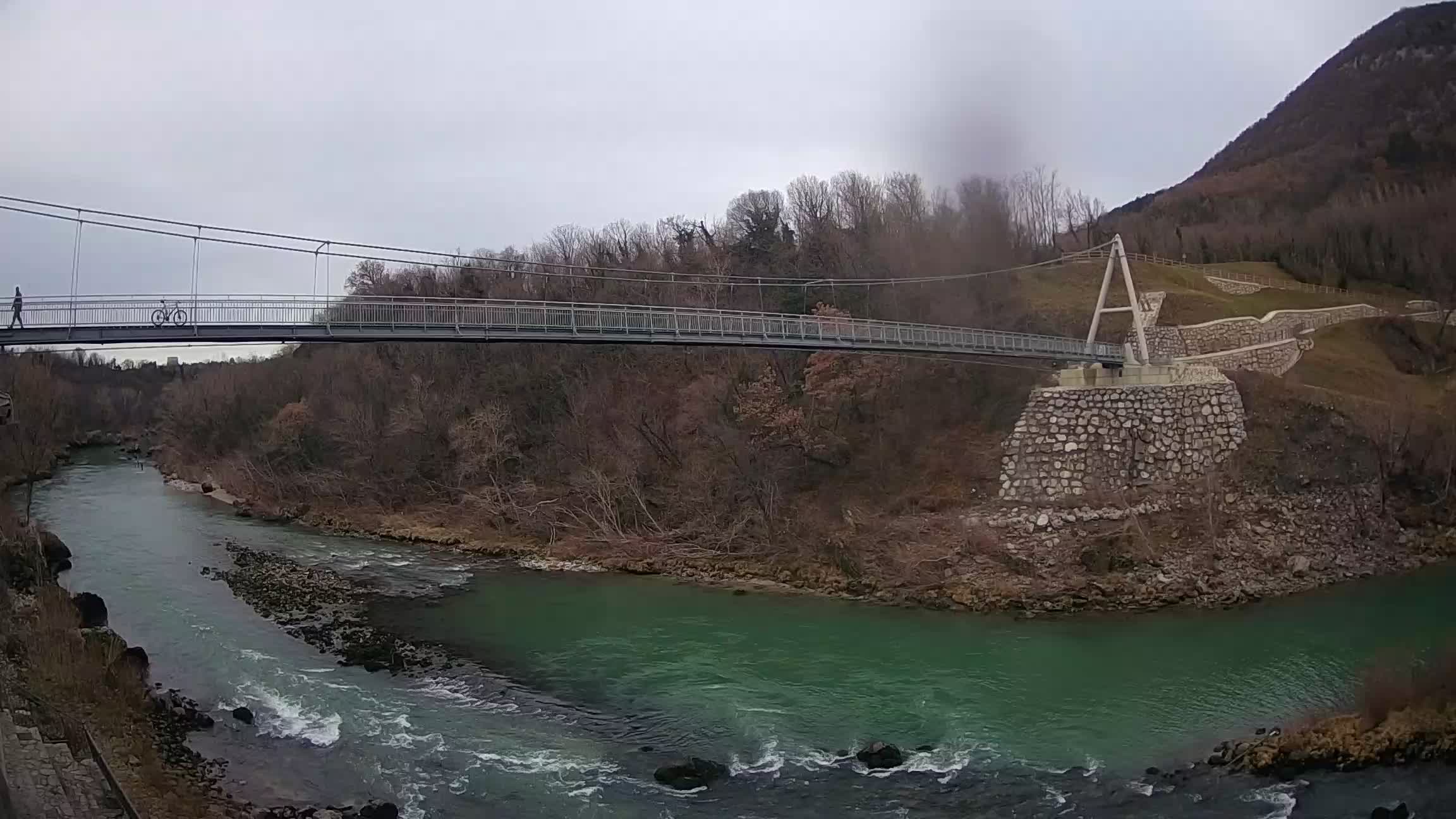 Puente peatonal Soča camera en vivo Solkan