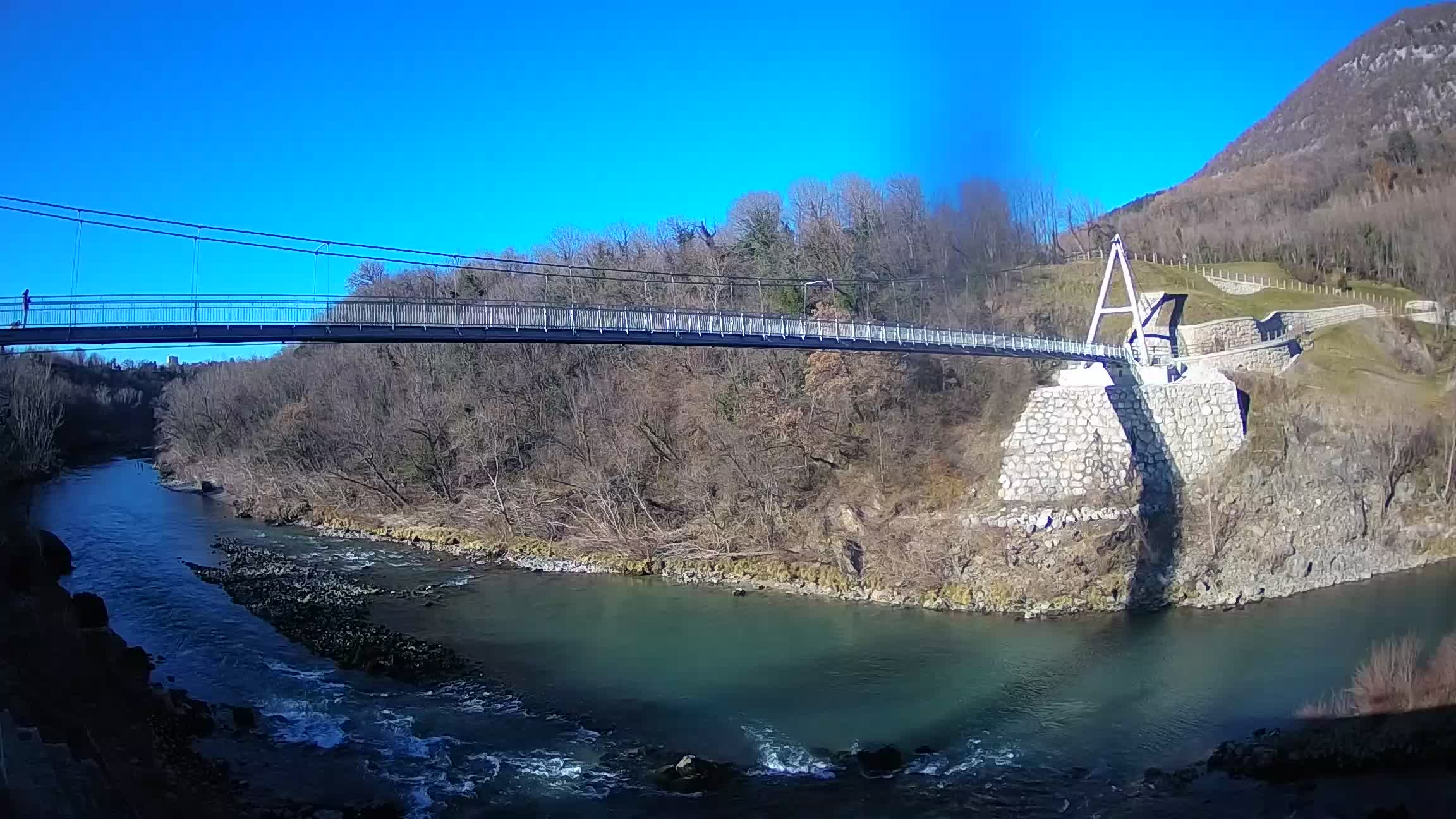 Passerella sul fiume Isonzo webcam Salcano