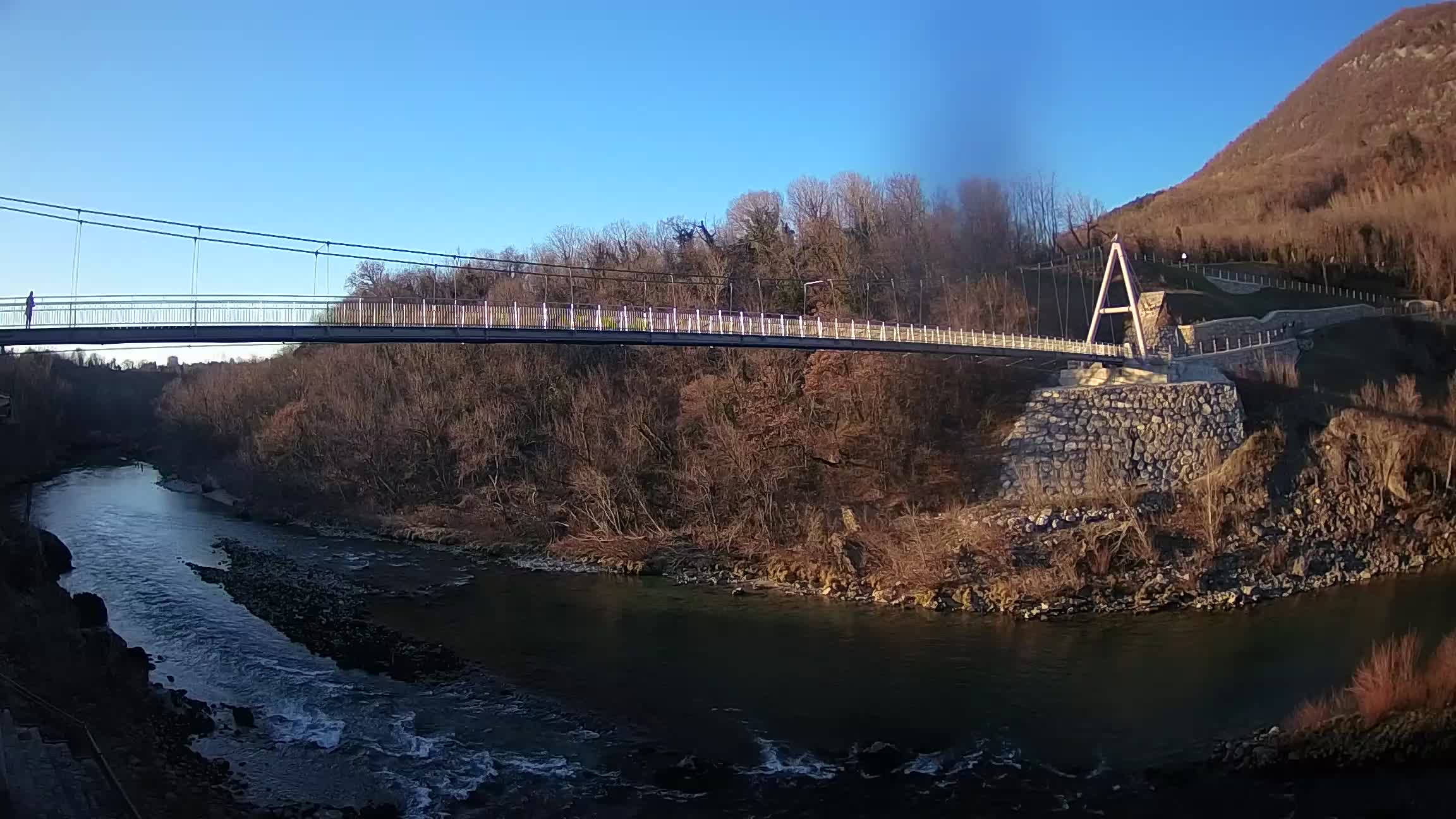 Passerelle sur la rivière Soča livecam Solkan