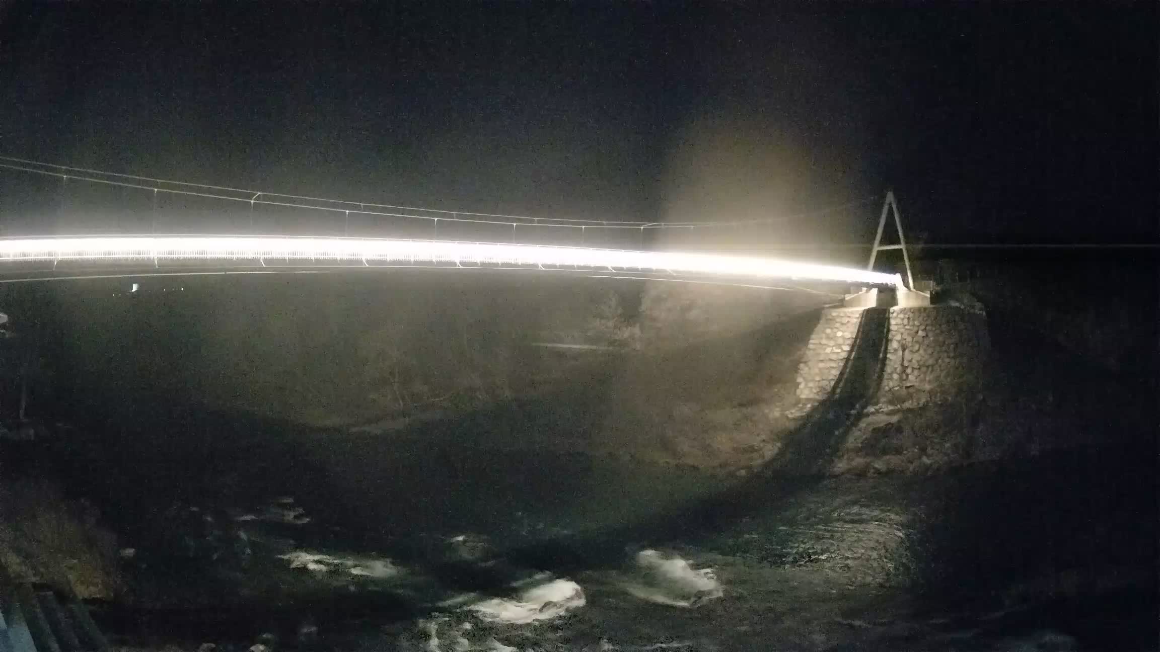 Puente peatonal Soča camera en vivo Solkan