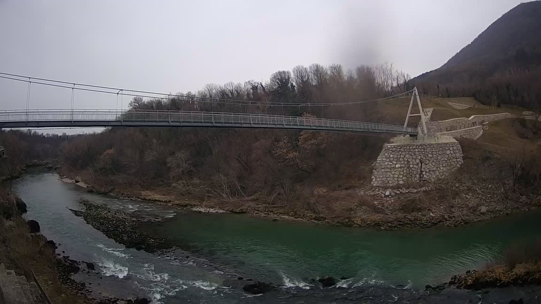 Passerelle sur la rivière Soča livecam Solkan