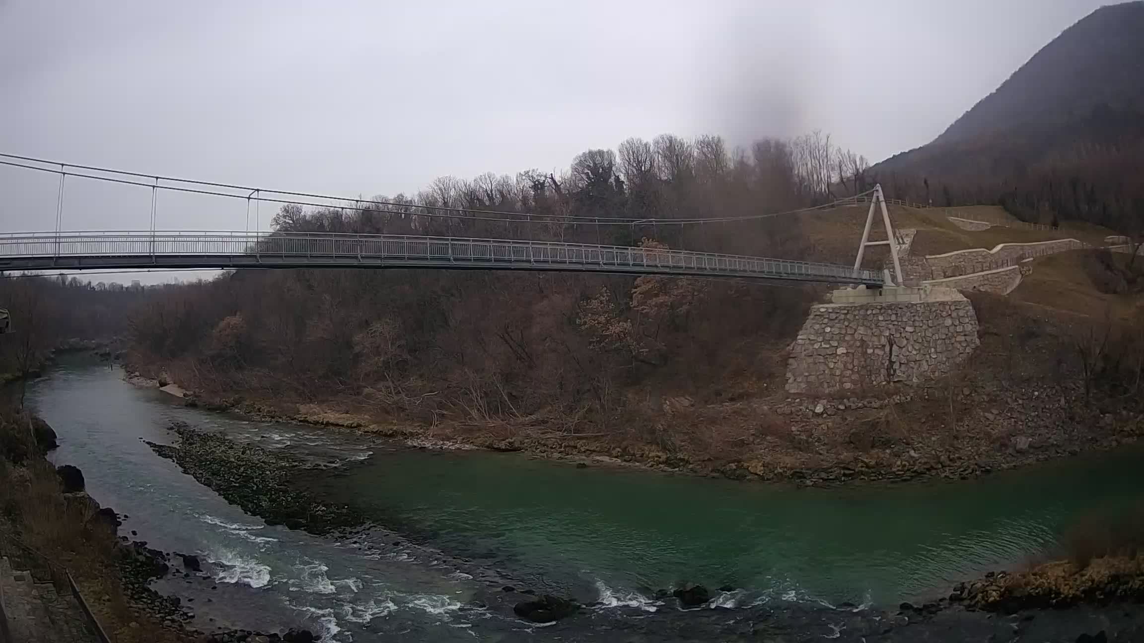 Passerelle sur la rivière Soča livecam Solkan