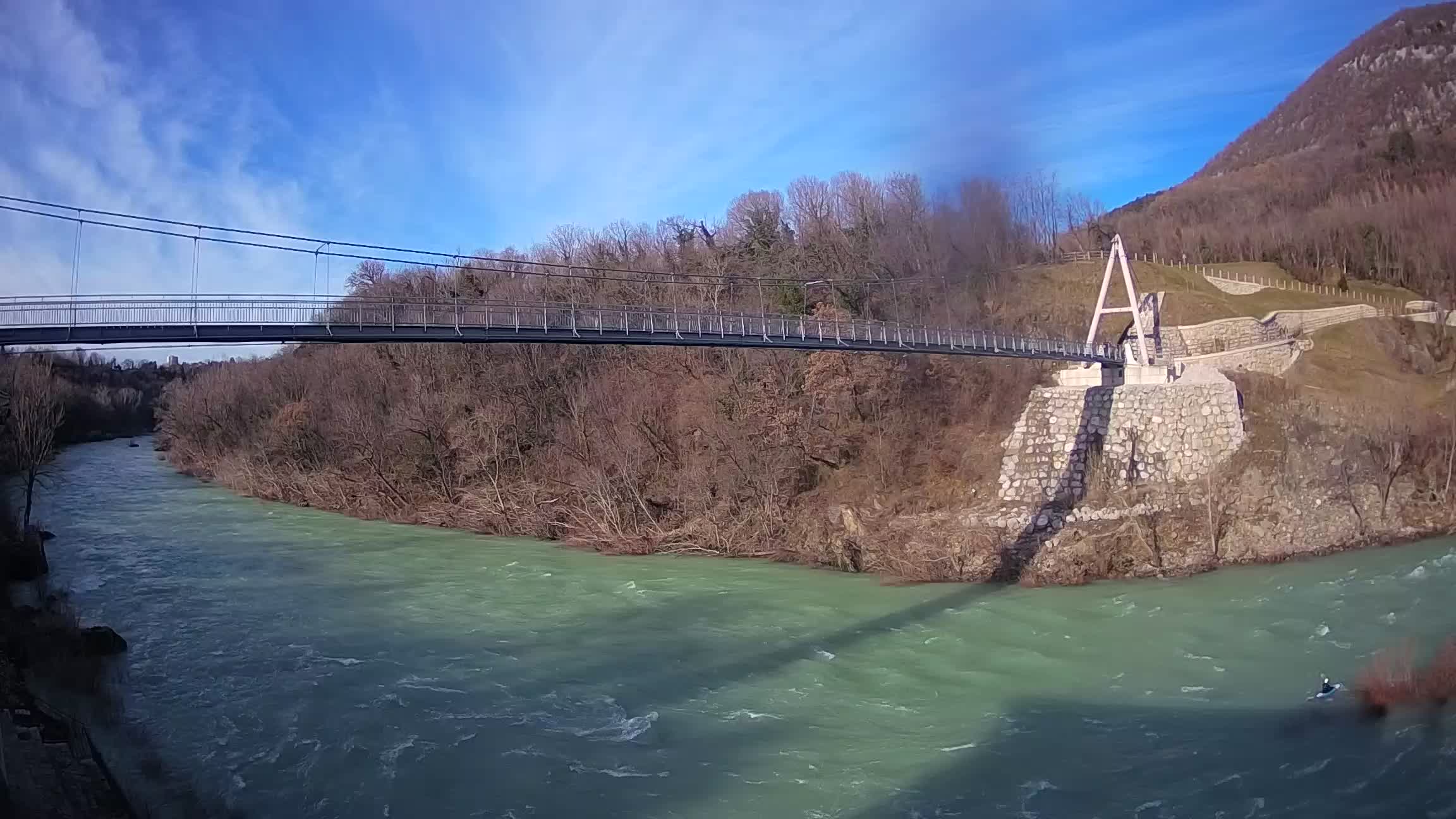 Passerelle sur la rivière Soča livecam Solkan