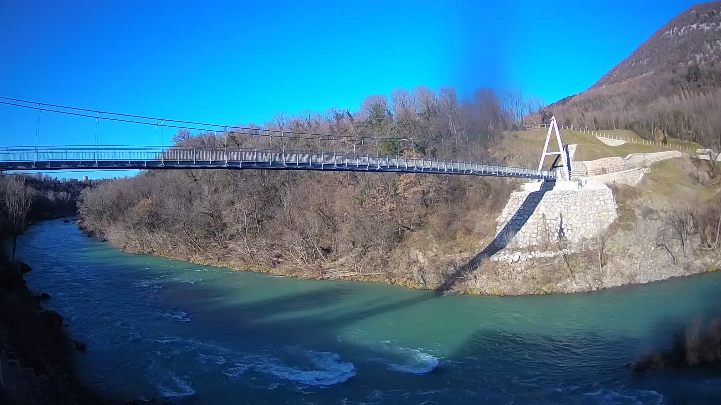 Puente peatonal Soča camera en vivo Solkan